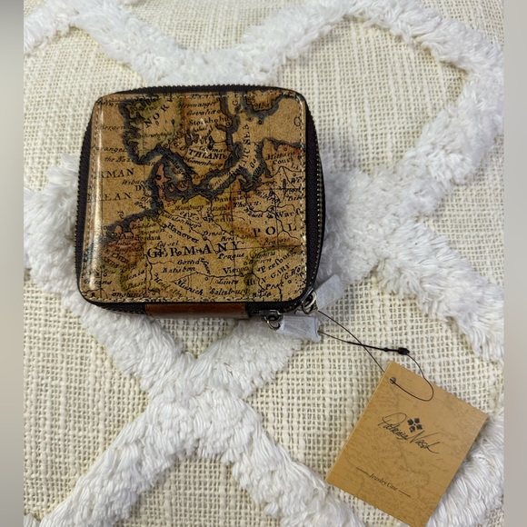 Patricia Nash Accessories - NWT Patricia Nash European Map Camilo Jewelry Case
